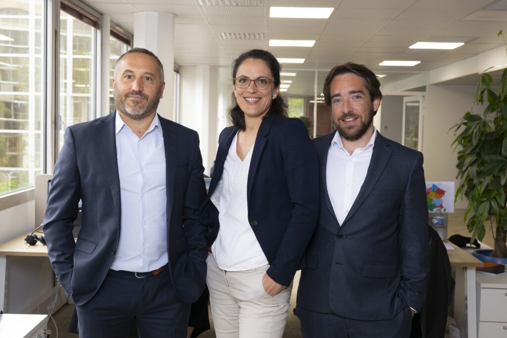 Équipe fondatrice de WISE RH dans les bureaux du cabinet de recrutement à Toulouse, spécialisée en conseil RH et accompagnement sur-mesure